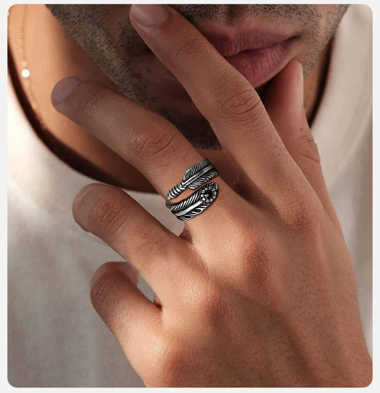 Anel Masculino de Aço Inoxidável com Design de Penas