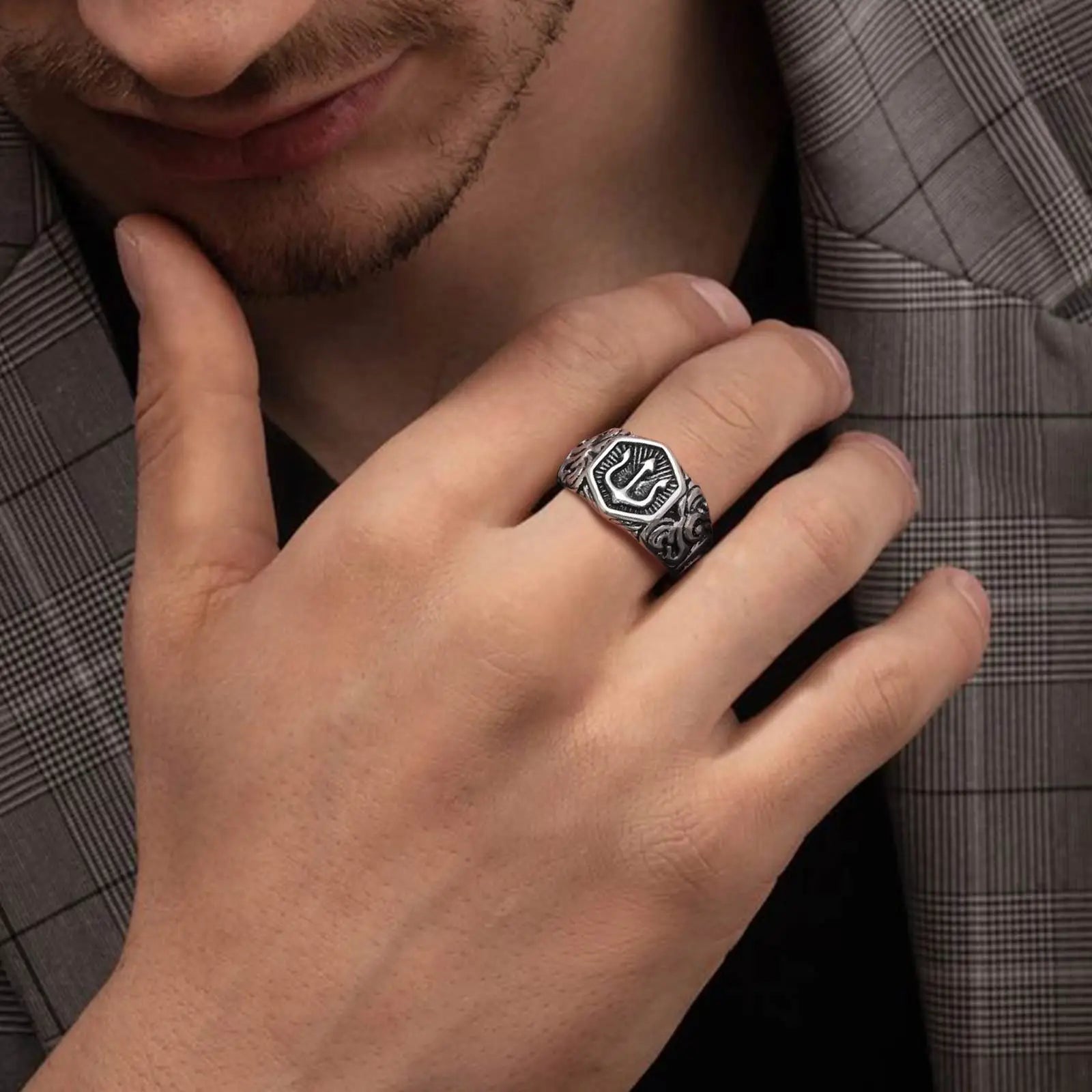 Vnox-Anel de Sinete Triangular em Aço Inoxidável para Homens, Faixa Geométrica de Carimbo Superior, Jóias de Homem Real, 13mm