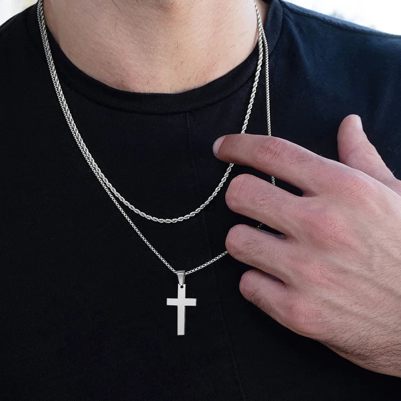 Colar Masculino Cruz em Aço Inoxidável Antialérgico