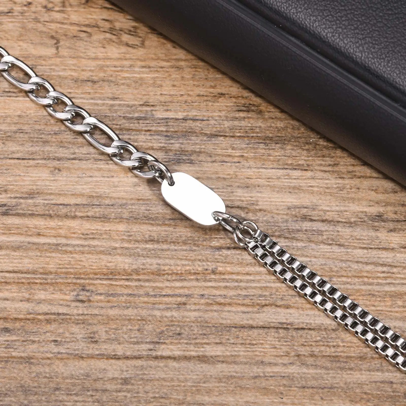 Pulseiras de corrente empilháveis unissex Vnox, corrente cubana Fogaro à prova d'água, pulseiras com nome de 26 letras, presente para homens e mulheres