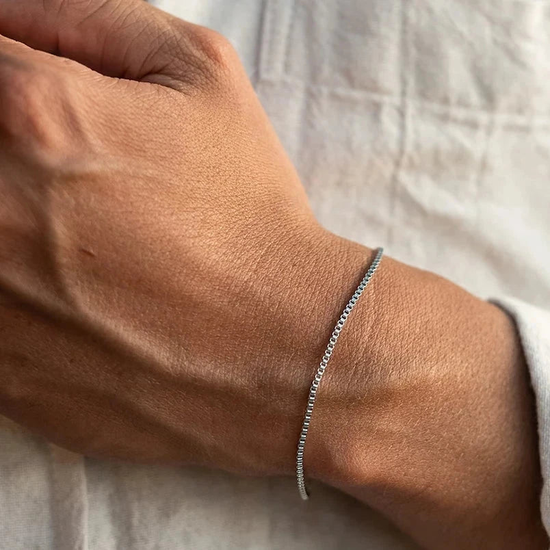 EManco-pulseira de aço inoxidável para homens e mulheres, charme minimalista, cor prata, presentes de jóias, atacado