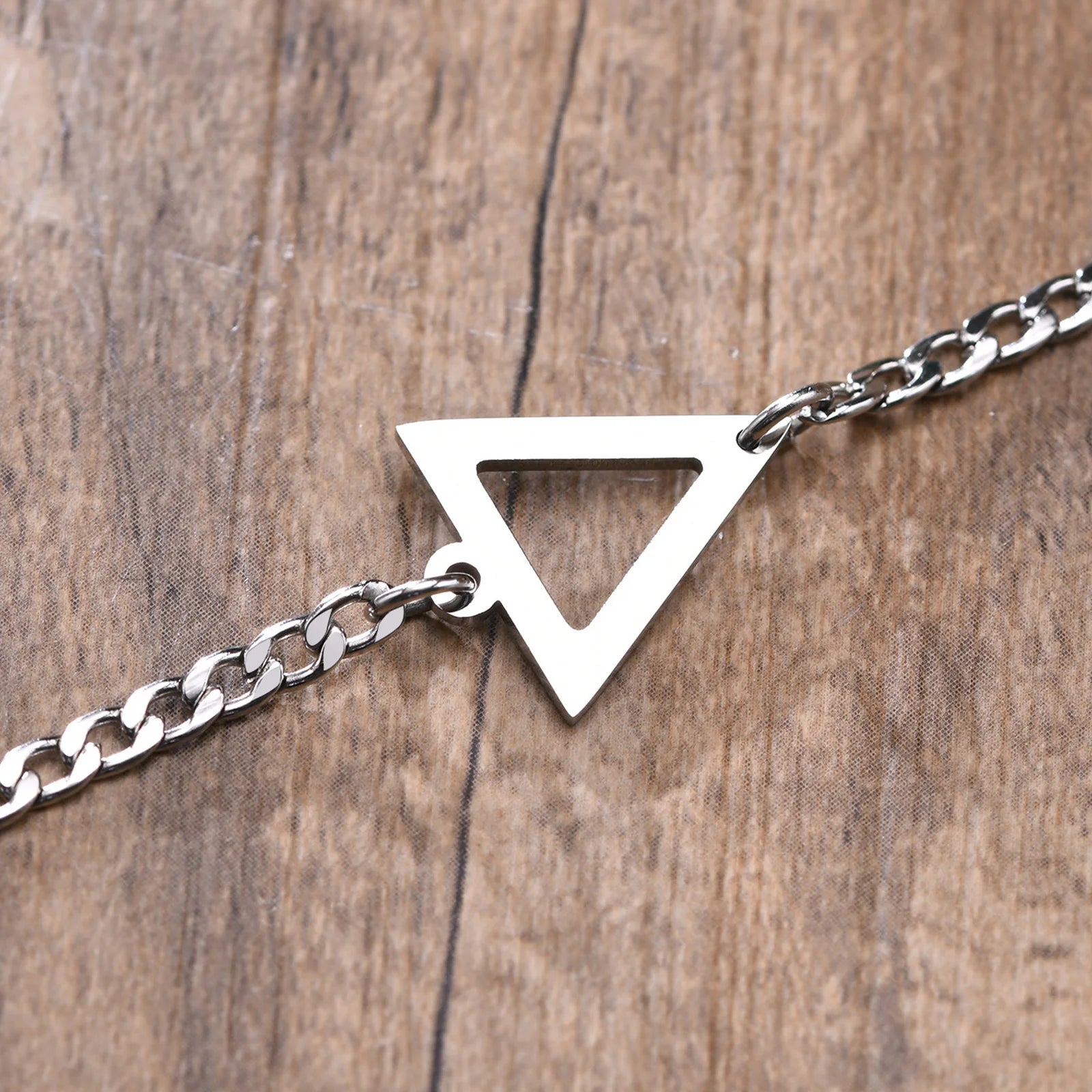Vnox elegante punk triângulo charme pulseiras para homens mulheres, nunca desbota aço inoxidável corrente cubana jóias de pulso, comprimento ajustável
