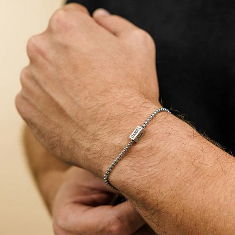 Vnox gravar nome caixa corrente pulseiras para homem, tubo quadrado geométrico de aço inoxidável personalizado nomes da família pulseiras presente para o pai