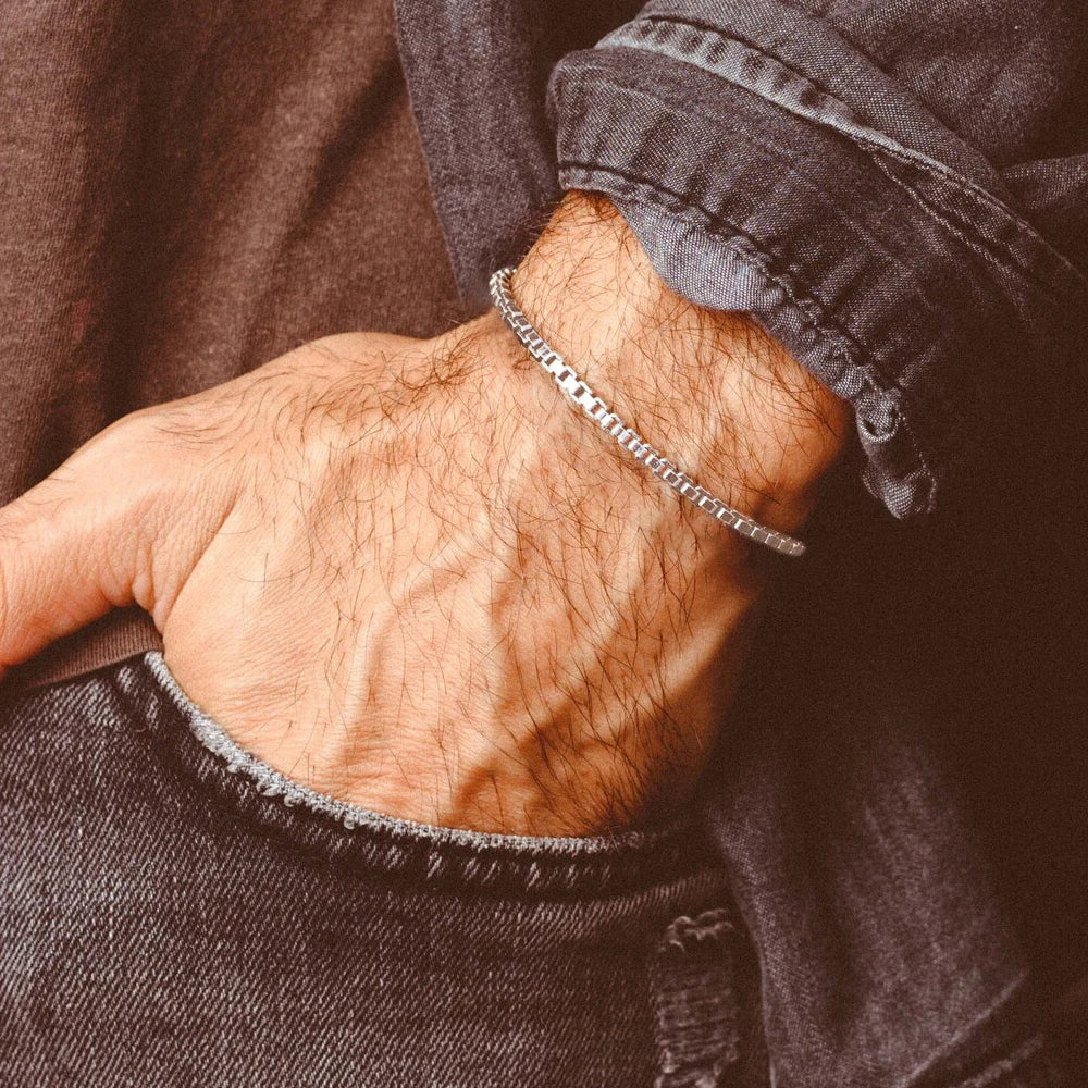 EManco-pulseira de aço inoxidável para homens e mulheres, charme minimalista, cor prata, presentes de jóias, atacado