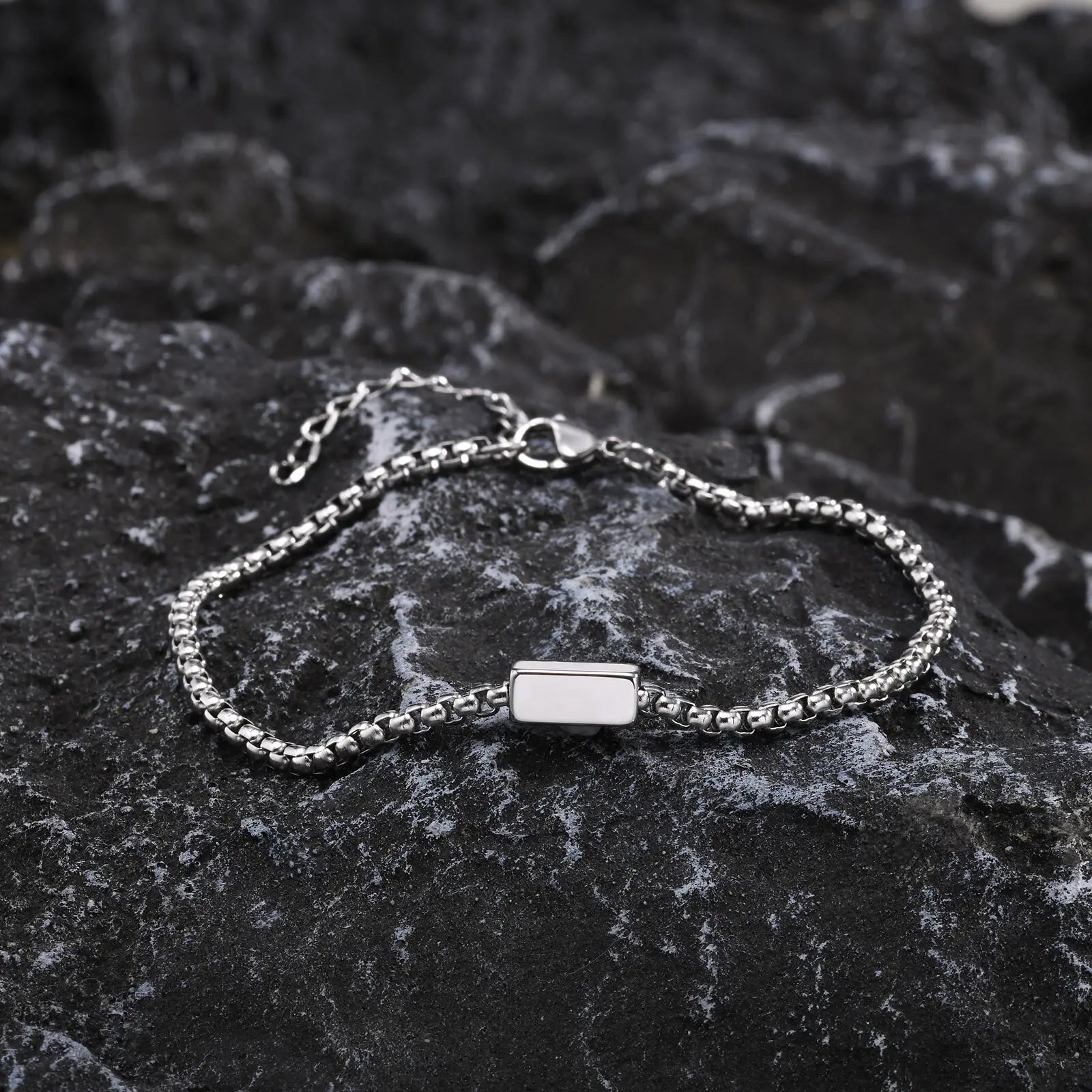 Vnox gravar nome caixa corrente pulseiras para homem, tubo quadrado geométrico de aço inoxidável personalizado nomes da família pulseiras presente para o pai